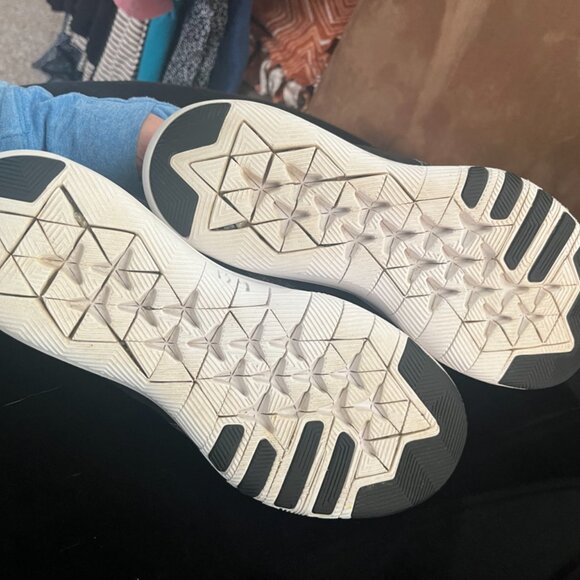 Nike Flex TR9 Knit Grey Black White Women's Athletic Sneaker Women's 9 - Picture 6 of 10